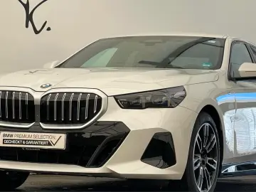 BMW 520i A Lim M-Sport LCPro ACCPro 360  HUD H&K