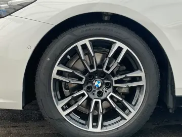 BMW 520i A Lim M-Sport LCPro ACCPro 360  HUD H&K