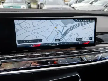 BMW 750e xDrive M Sport TV HUD PANO ACC 360 KAM RFK