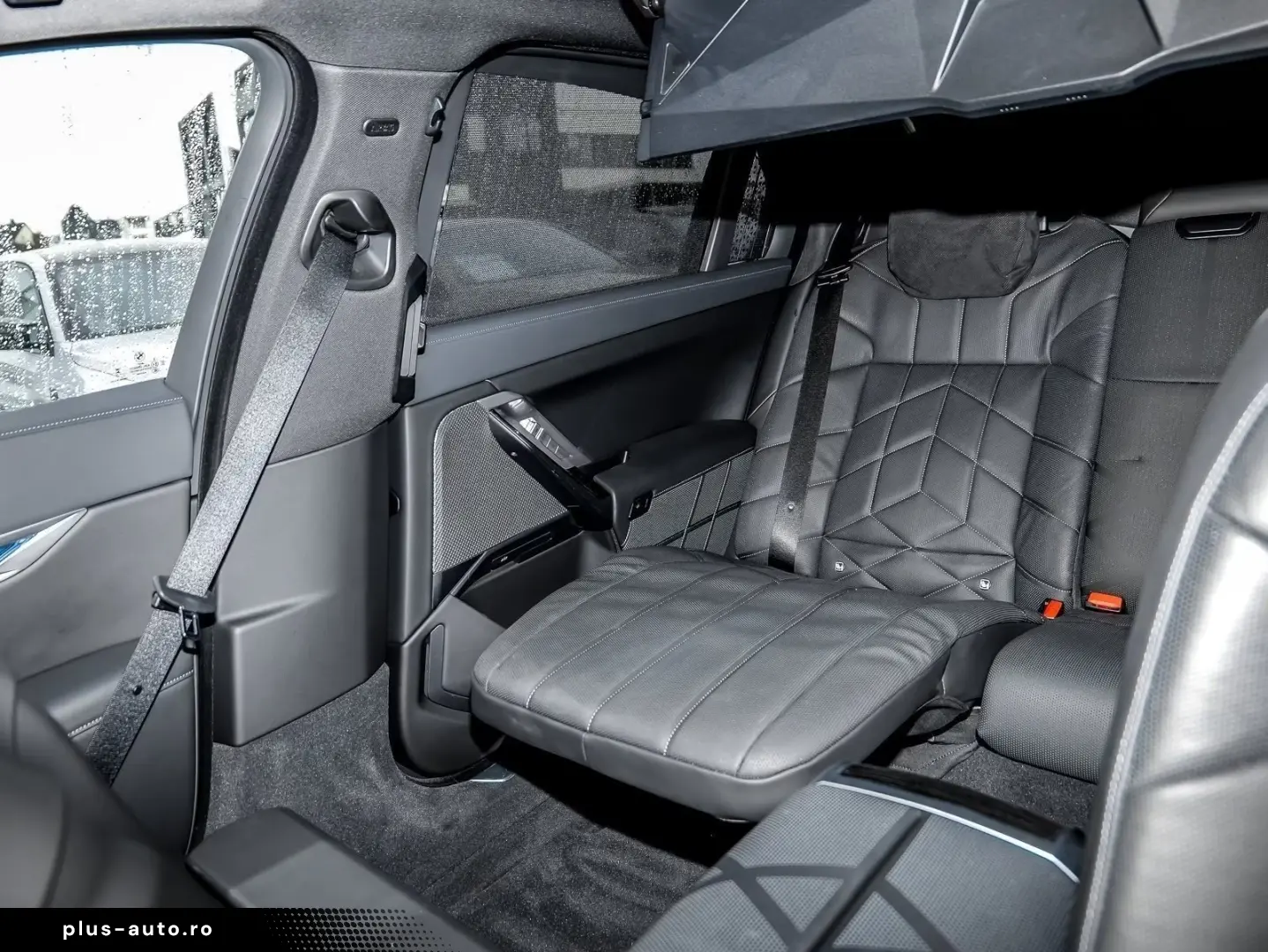 BMW 750e xDrive M Sport TV HUD PANO ACC 360 KAM RFK