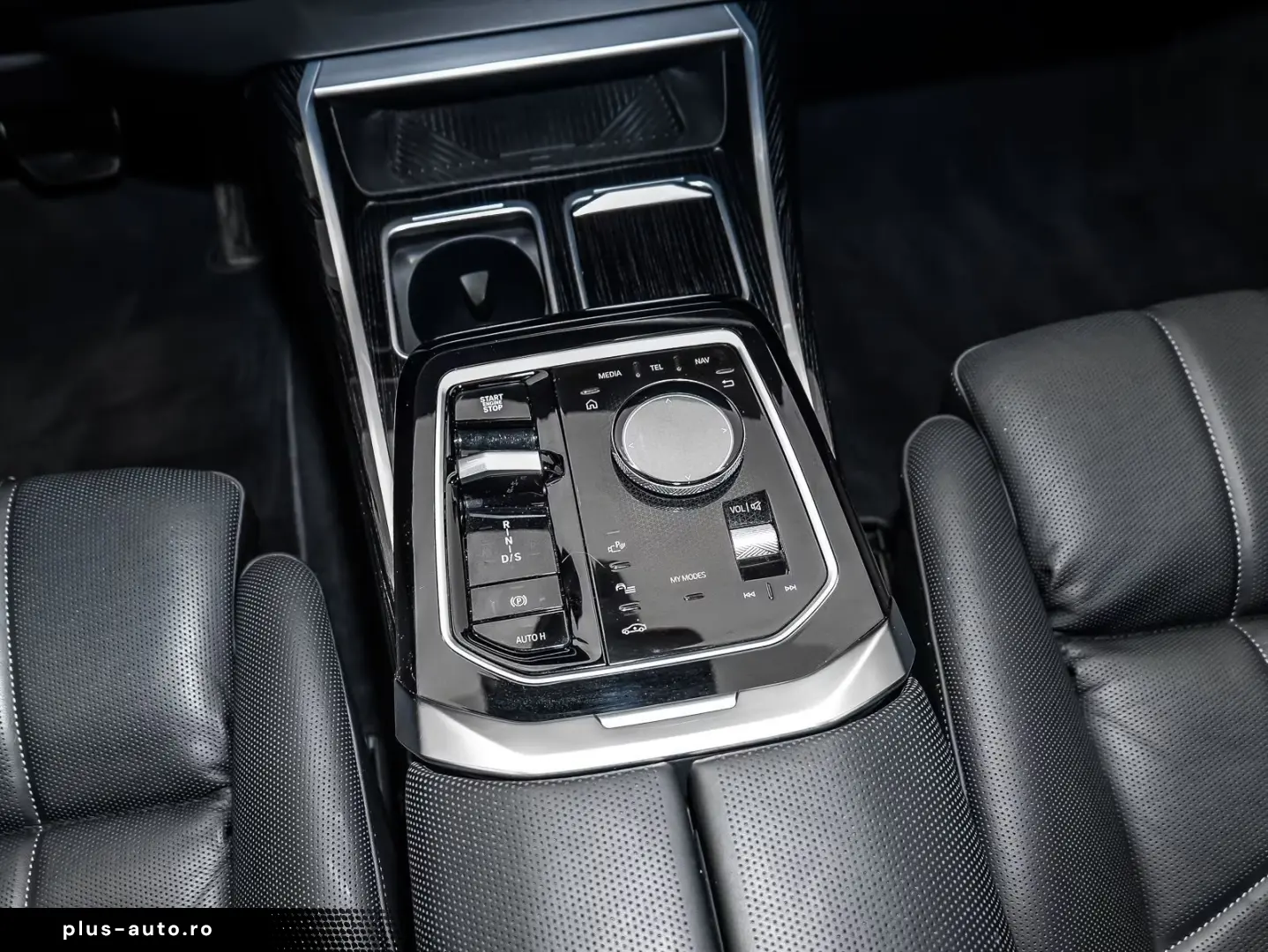 BMW 750e xDrive M Sport TV HUD PANO ACC 360 KAM RFK