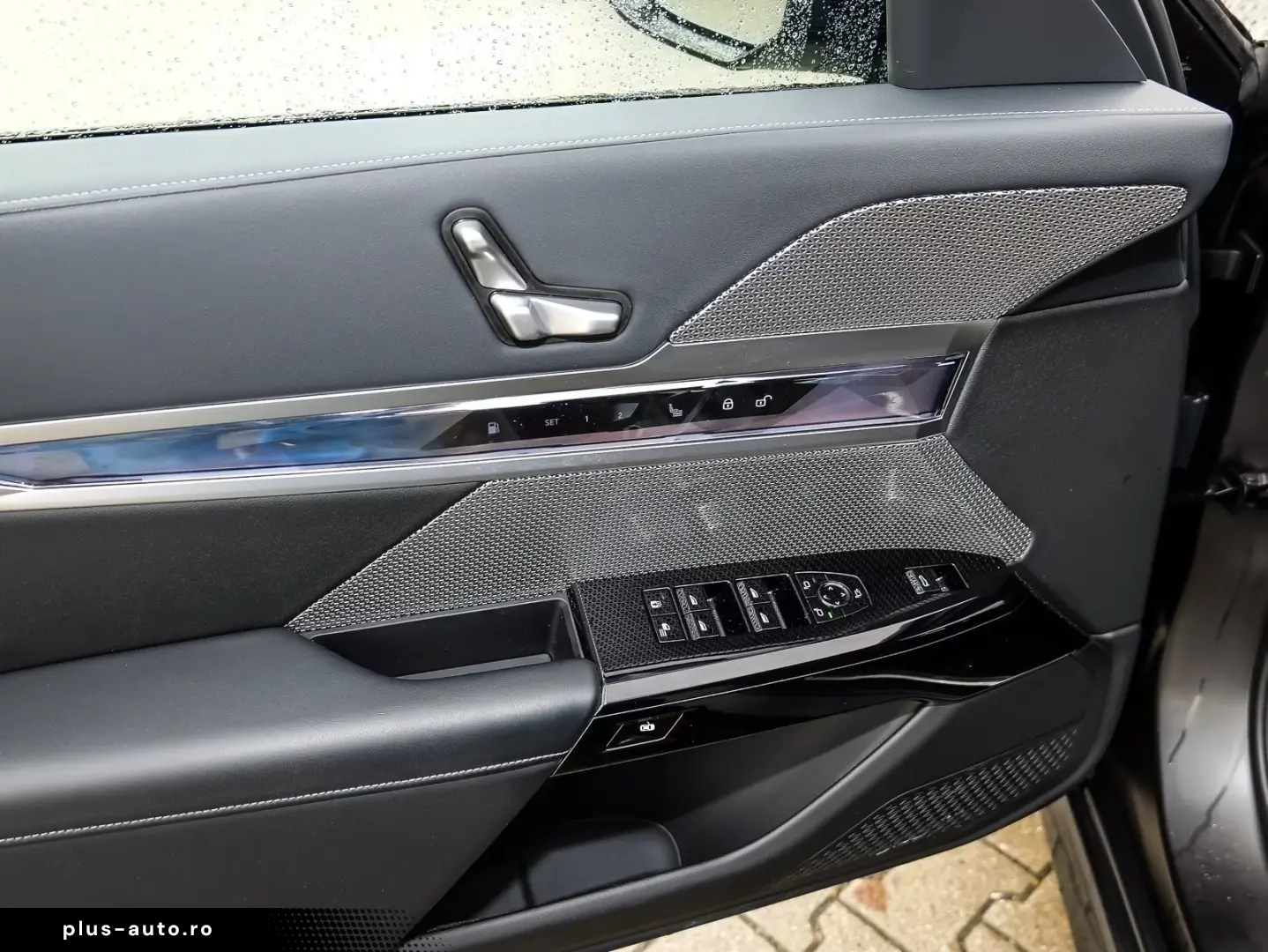 BMW 750e xDrive M Sport TV HUD PANO ACC 360 KAM RFK