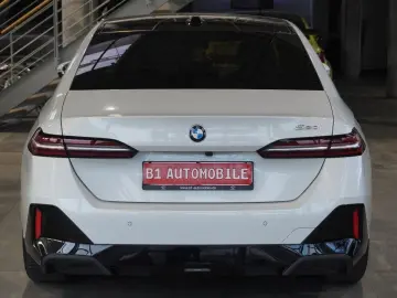 BMW 520 i  M Sport AHK HUD PANO