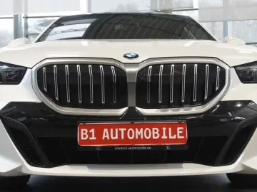 BMW 520 i  M Sport AHK HUD PANO