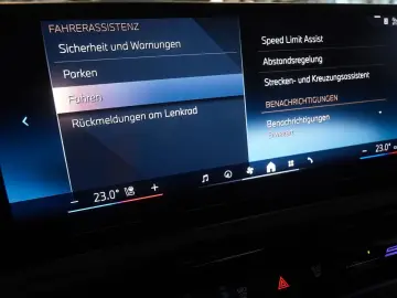 BMW 520 i  M Sport AHK HUD PANO