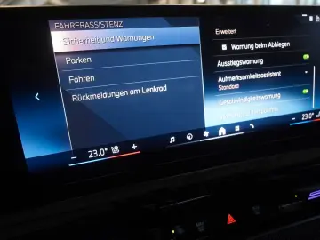 BMW 520 i  M Sport AHK HUD PANO