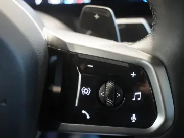 BMW 520 i  M Sport AHK HUD PANO