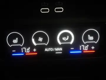 BMW 520 i  M Sport AHK HUD PANO