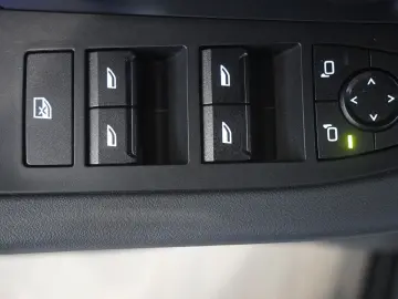 BMW 520 i  M Sport AHK HUD PANO