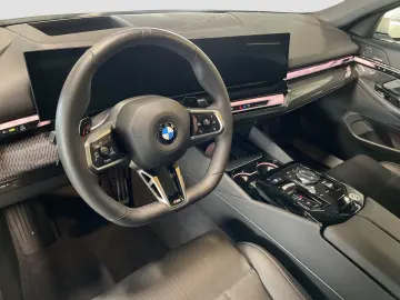 BMW 520i Limousine M Sport Standheizung Harman K