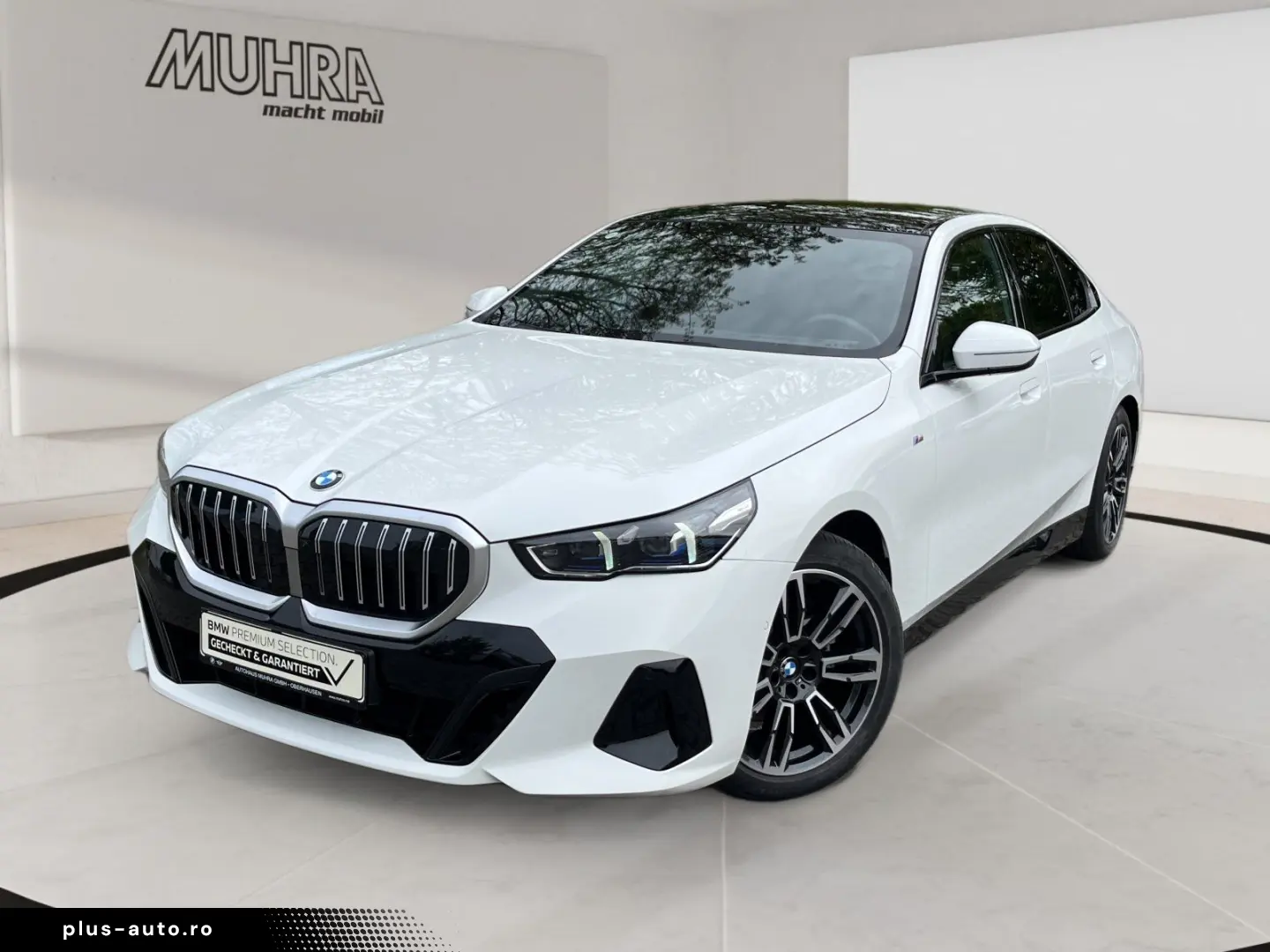 BMW 520i Limousine M Sport Pano AHK DA PA  HUD