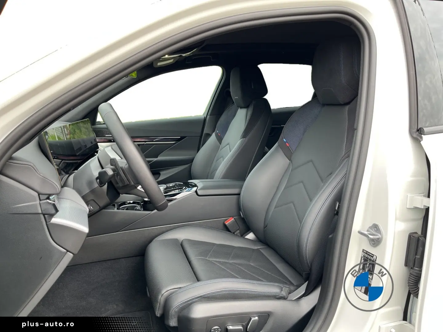 BMW 520i Limousine M Sport Pano AHK DA PA  HUD