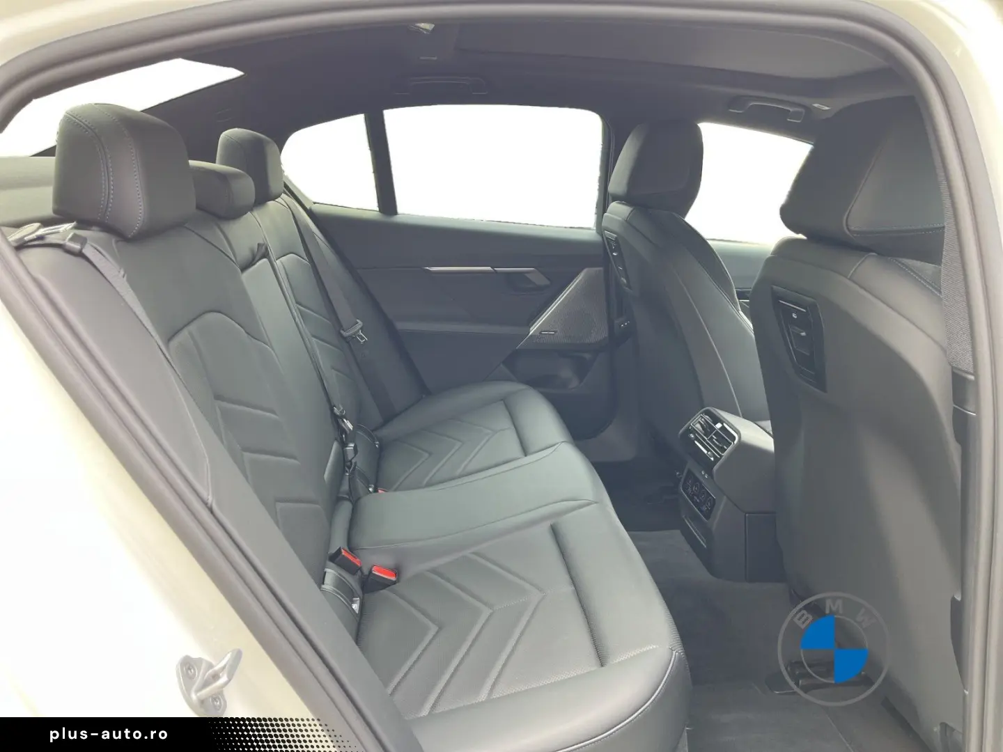 BMW 520i Limousine M Sport Pano AHK DA PA  HUD