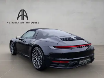 PORSCHE 992 Targa 4S Approved 14w Chrono SAGA 14w 360