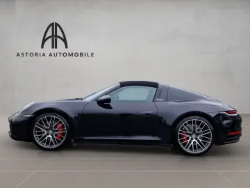 PORSCHE 992 Targa 4S Approved 14w Chrono SAGA 14w 360