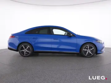 Mercedes-Benz CLA 180 PROGRESSIVE NIGHT 18''-AMG