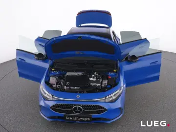 Mercedes-Benz CLA 180 PROGRESSIVE NIGHT 18''-AMG