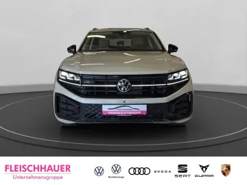 VW Touareg 3.0 TDI 4M R-Line Matrix AHK Pano 22&apos&hellip;