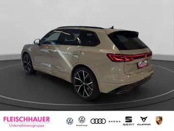 VW Touareg 3.0 TDI 4M R-Line Matrix AHK Pano 22&apos&hellip;