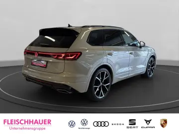 VW Touareg 3.0 TDI 4M R-Line Matrix AHK Pano 22&apos&hellip;