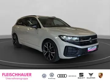 VW Touareg 3.0 TDI 4M R-Line Matrix AHK Pano 22&apos&hellip;