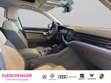 VW Touareg 3.0 TDI 4M R-Line Matrix AHK Pano 22&apos&hellip;
