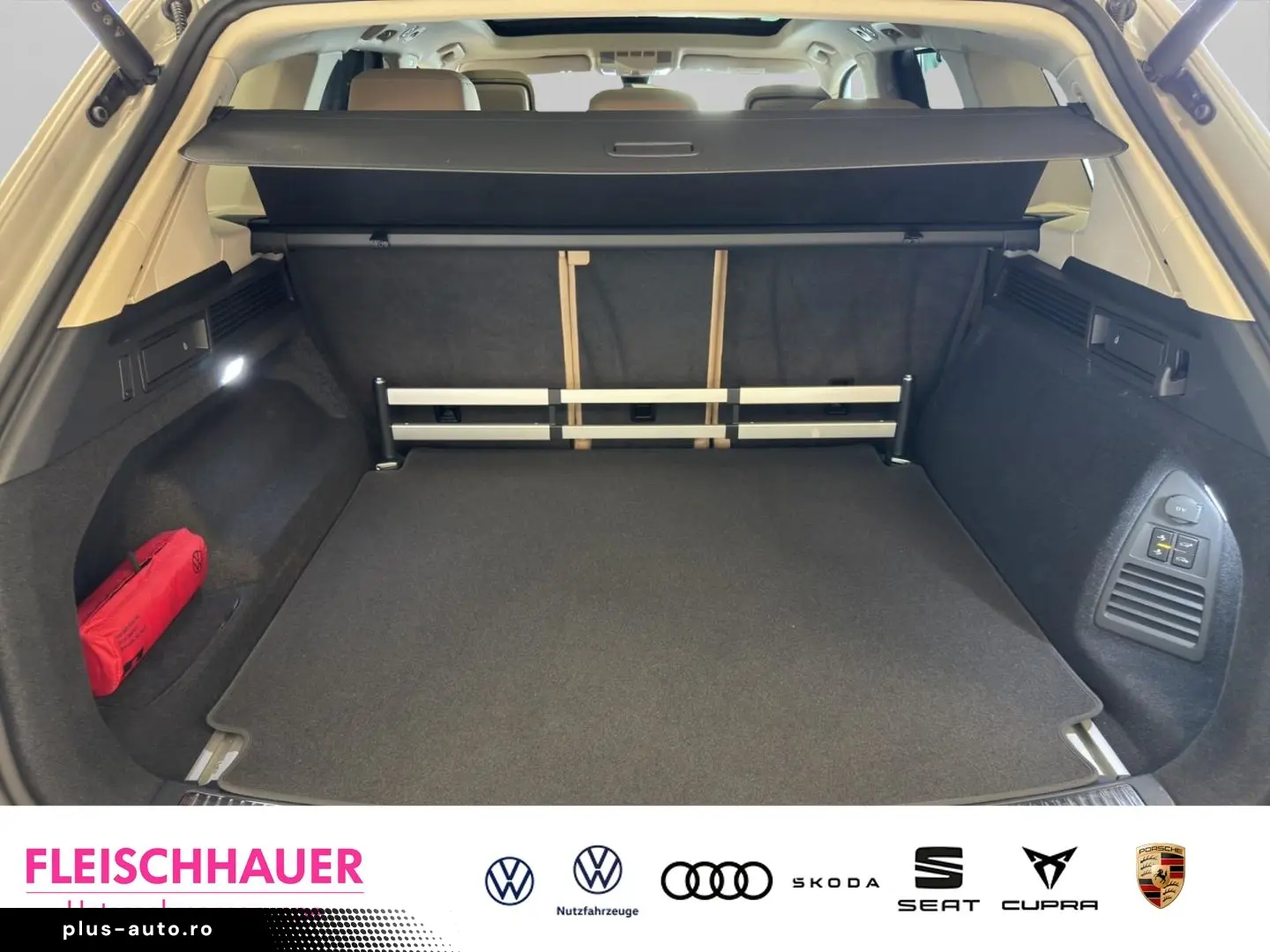 VW Touareg 3.0 TDI 4M R-Line Matrix AHK Pano 22&apos&hellip;