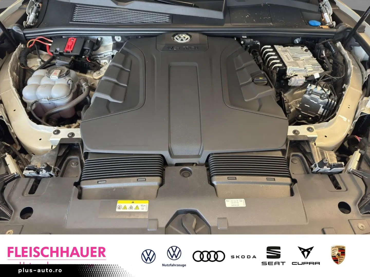 VW Touareg 3.0 TDI 4M R-Line Matrix AHK Pano 22&apos&hellip;