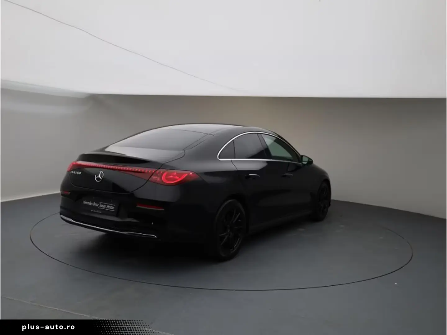 Mercedes-Benz CLA 200 Progressive Multibeam