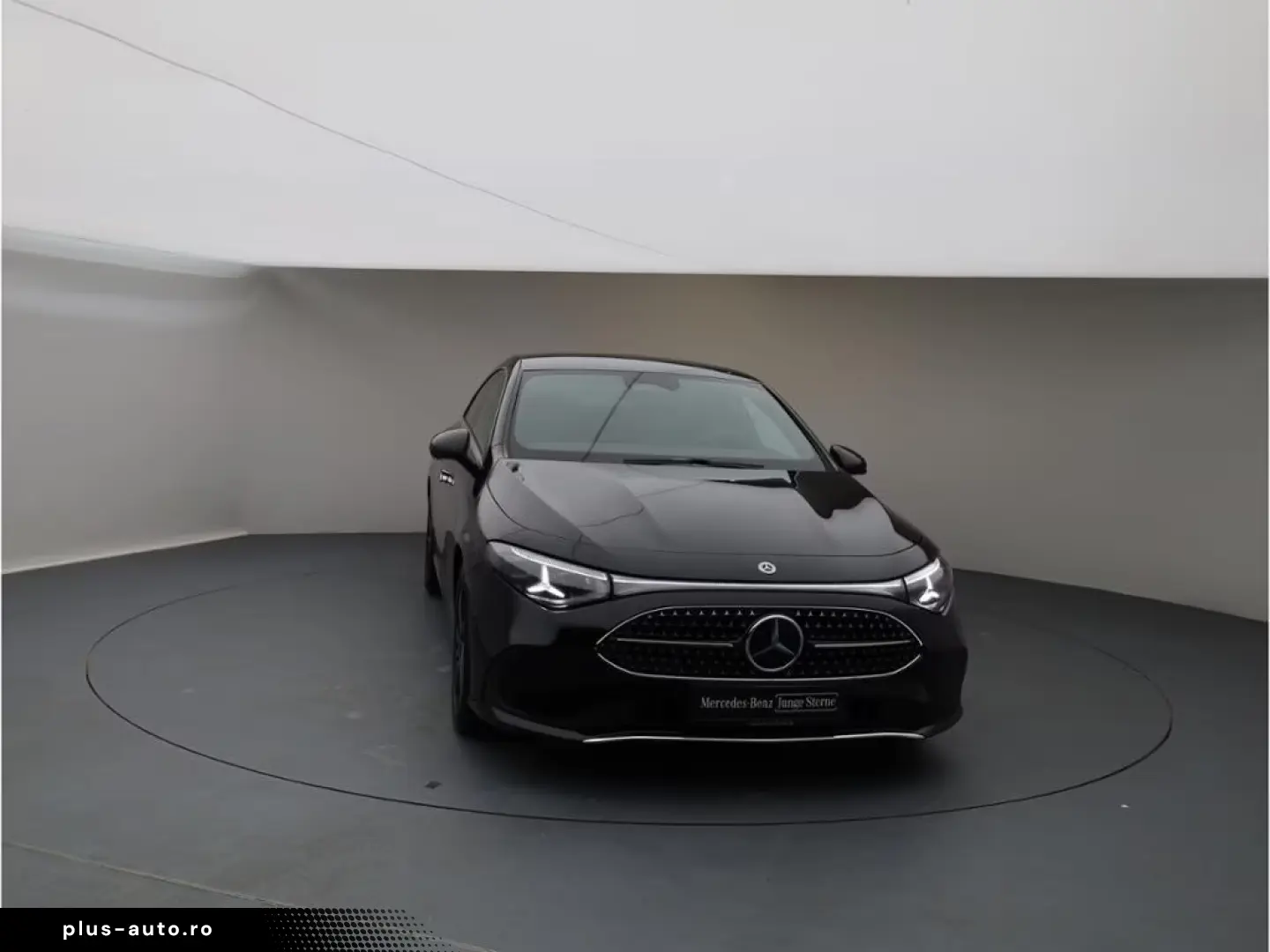 Mercedes-Benz CLA 200 Progressive Multibeam
