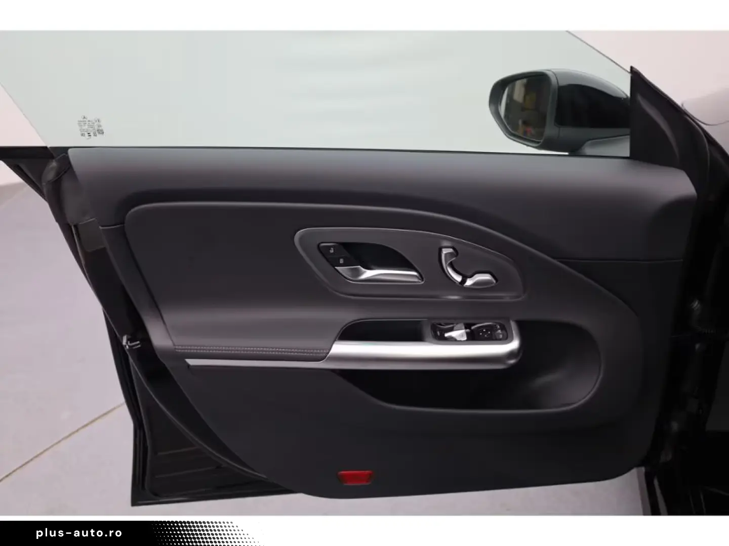 Mercedes-Benz CLA 200 Progressive Multibeam