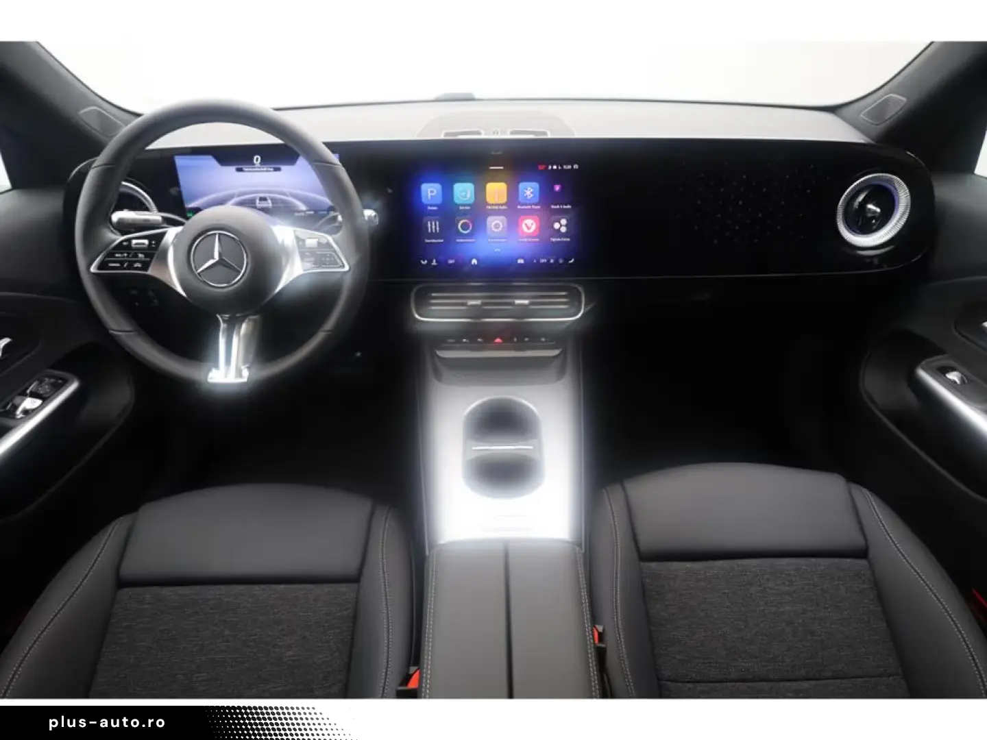 Mercedes-Benz CLA 200 Progressive Multibeam