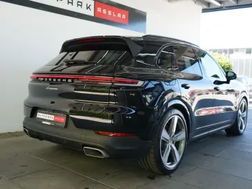 PORSCHE Cayenne E-Hybrid MY24 P-Display Mega-Spec 22z