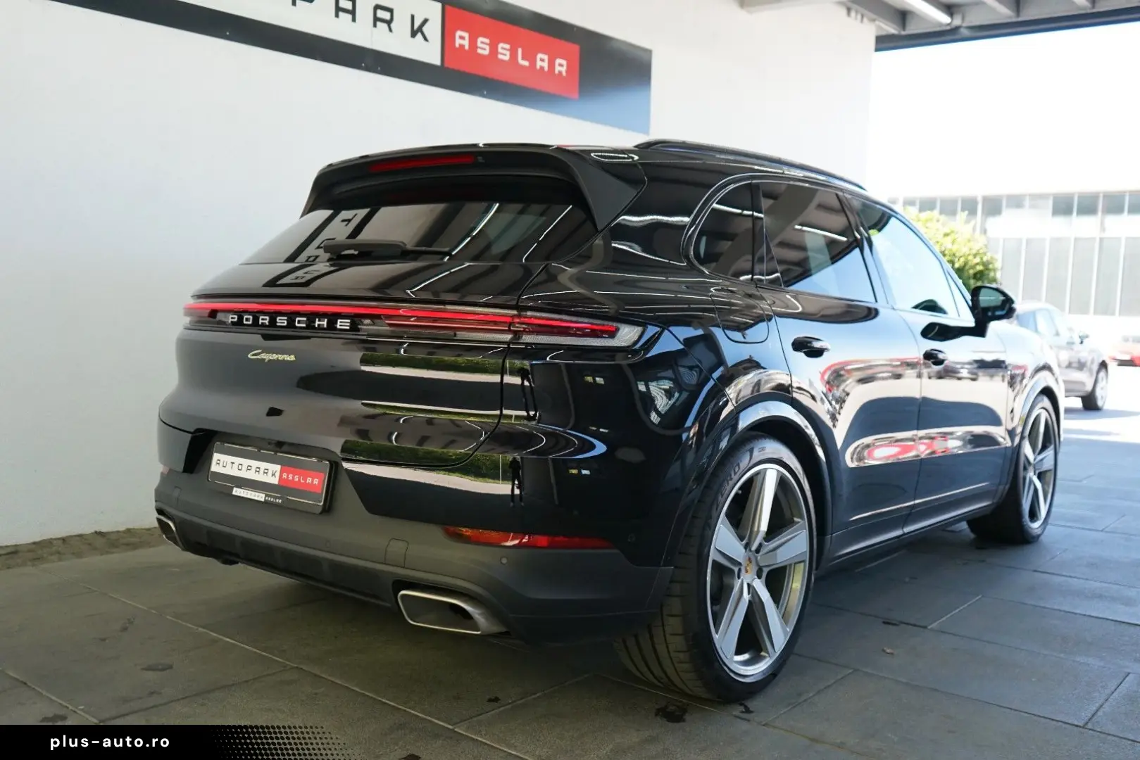PORSCHE Cayenne E-Hybrid MY24 P-Display Mega-Spec 22z