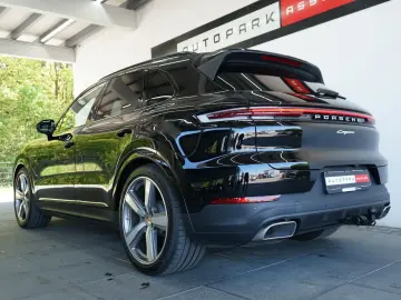 PORSCHE Cayenne E-Hybrid MY24 P-Display Mega-Spec 22z