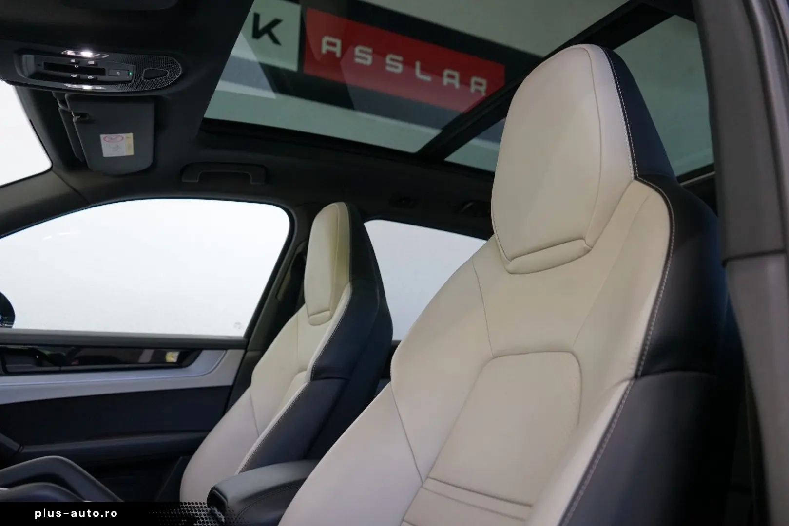PORSCHE Cayenne E-Hybrid MY24 P-Display Mega-Spec 22z