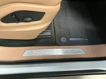 PORSCHE Cayenne Coupe E-Hybrid Platinum Edition BOSE