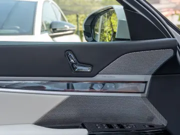 BMW 740d M SPORT