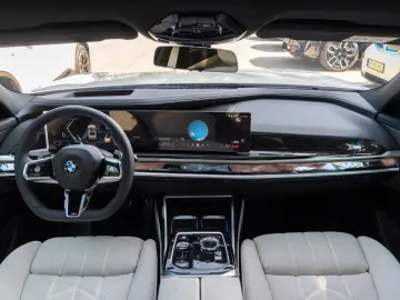 BMW 740d M SPORT