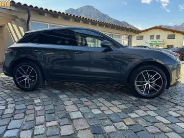 PORSCHE Macan Approved08 27 Bose Pano StzHzg RFK PDLS