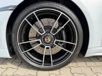 PORSCHE 911 Turbo Cabrio !Lift  InnoDrive  Sportabgas.!