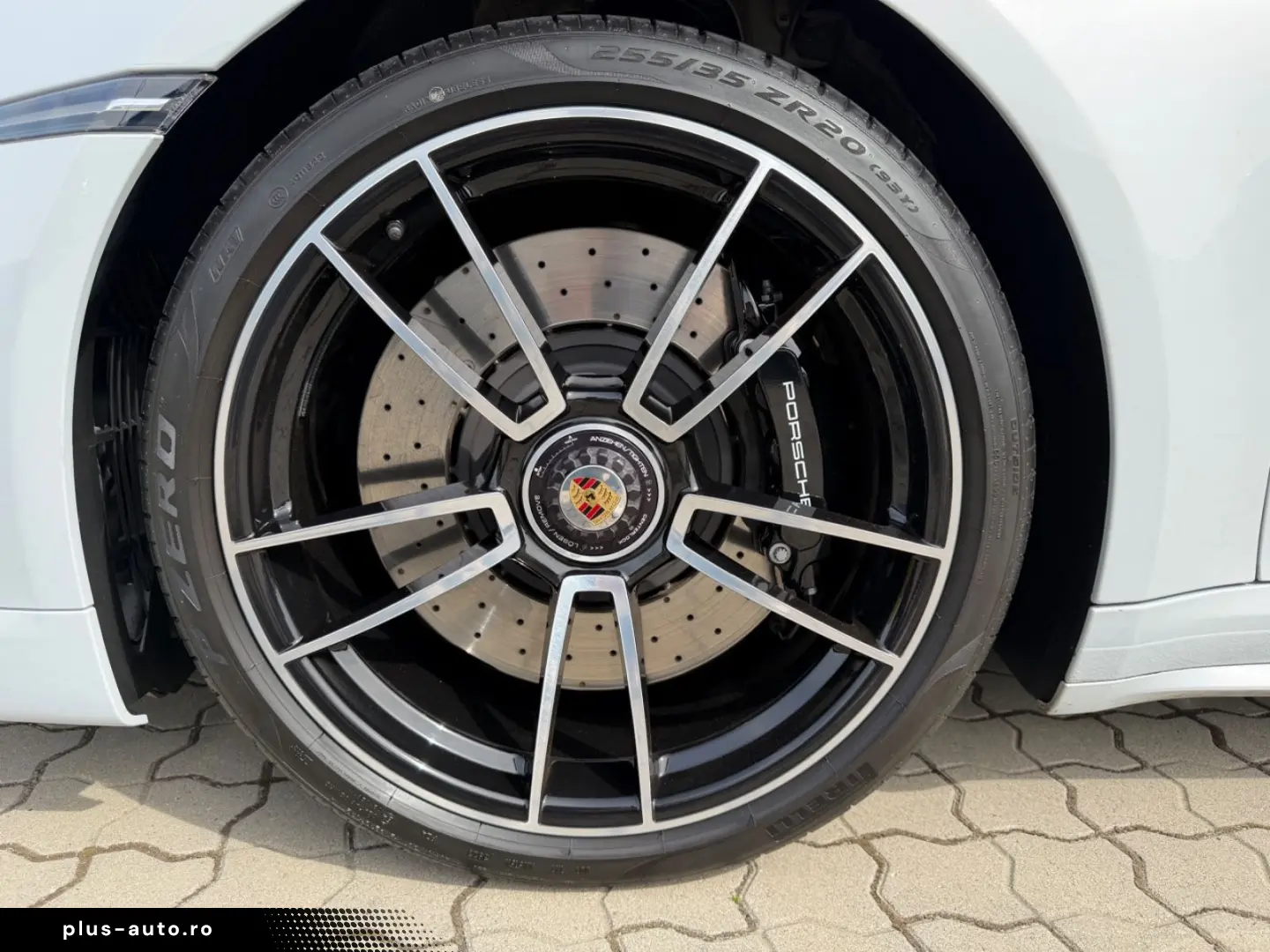 PORSCHE 911 Turbo Cabrio !Lift  InnoDrive  Sportabgas.!