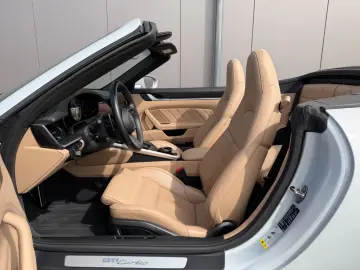 PORSCHE 911 Turbo Cabrio !Lift  InnoDrive  Sportabgas.!
