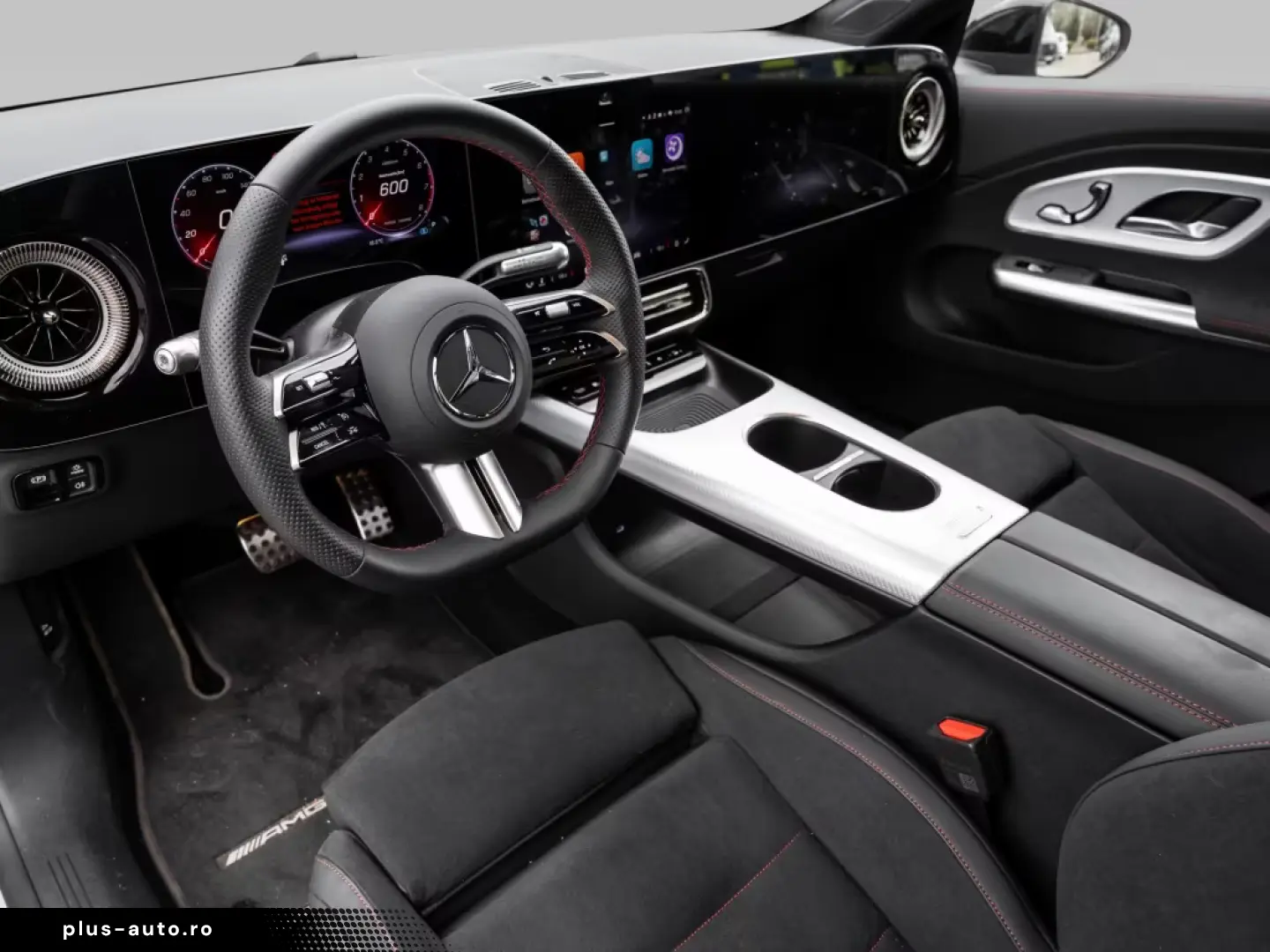 Mercedes-Benz CLA 200 AMG NIGHT PREMIUM SUPERSCREEN