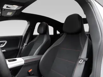 Mercedes-Benz CLA 200 AMG NIGHT PREMIUM SUPERSCREEN