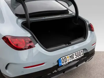 Mercedes-Benz CLA 200 AMG NIGHT PREMIUM SUPERSCREEN