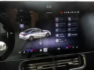 Mercedes-Benz CLA 200 AMG NIGHT PREMIUM SUPERSCREEN