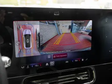 Mercedes-Benz CLA 200 AMG NIGHT PREMIUM SUPERSCREEN