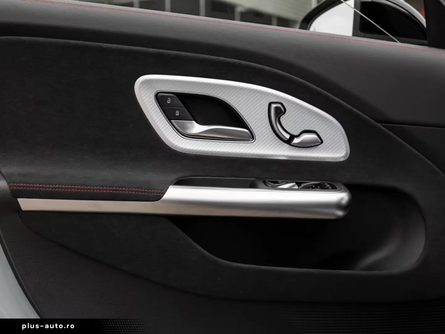 Mercedes-Benz CLA 200 AMG NIGHT PREMIUM SUPERSCREEN