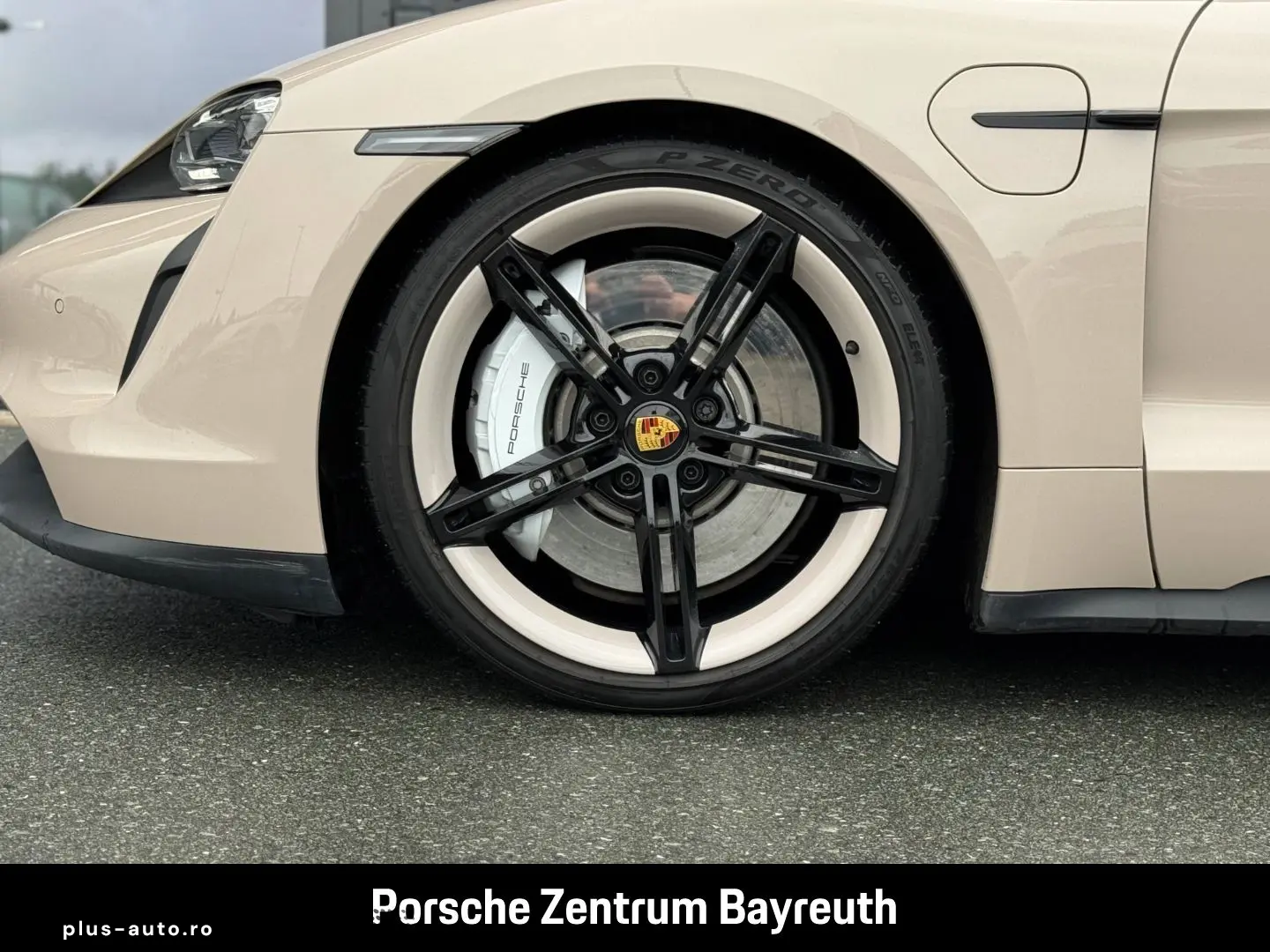 PORSCHE Taycan 4S  PERF.-BATTERIE  ACC MISSION E BOSE
